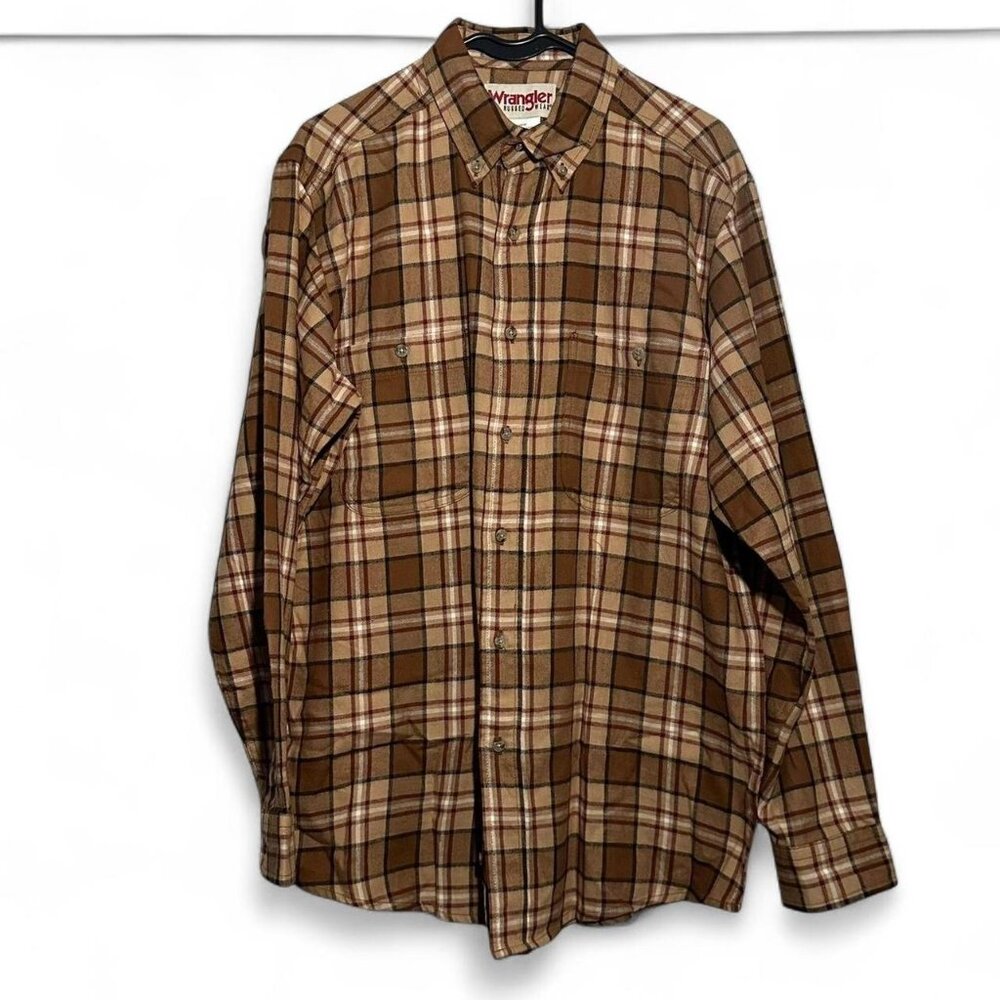 Wrangler Rugged Wear Plaid Button Down Long Sleeve Shirt